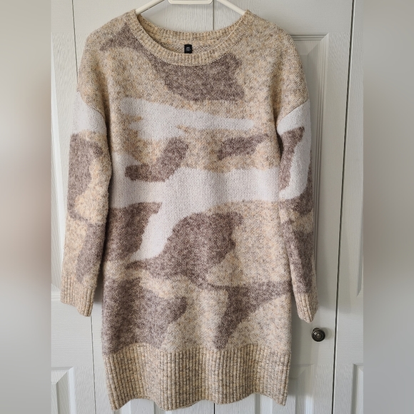 Long Sleeve Camo-Print Sweater Dress - Picture 2 of 7